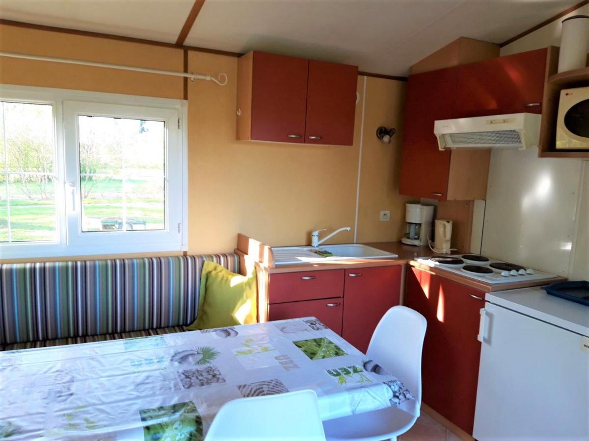 Camping Des 2 Rives- Mobilhomes Etang-sur-Arroux Exterior foto